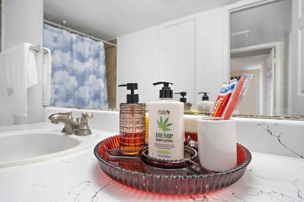 Cozy, Dedicated Workspace, Fast Wi-fi Appartement